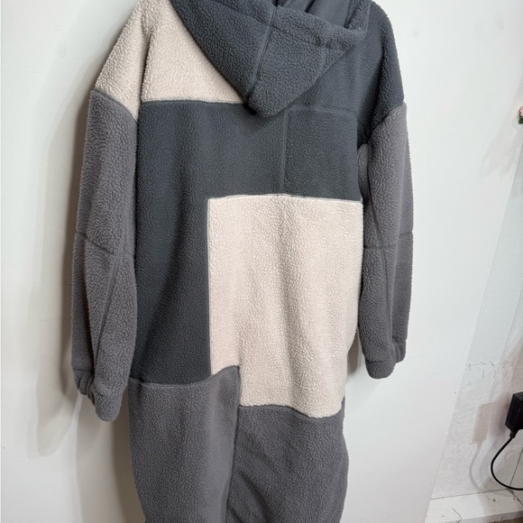 OlI & Hali Colorblock Long Sherpa Size S/M - Picture 7 of 7